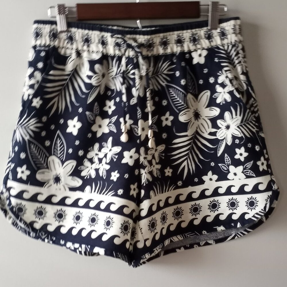 'C&C California' Navy Cream Short Size 10 Linen blend Pockets NWOT